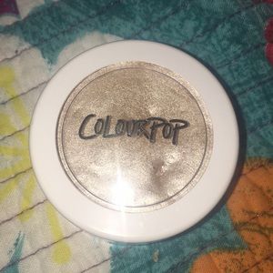 Colourpop highlighter